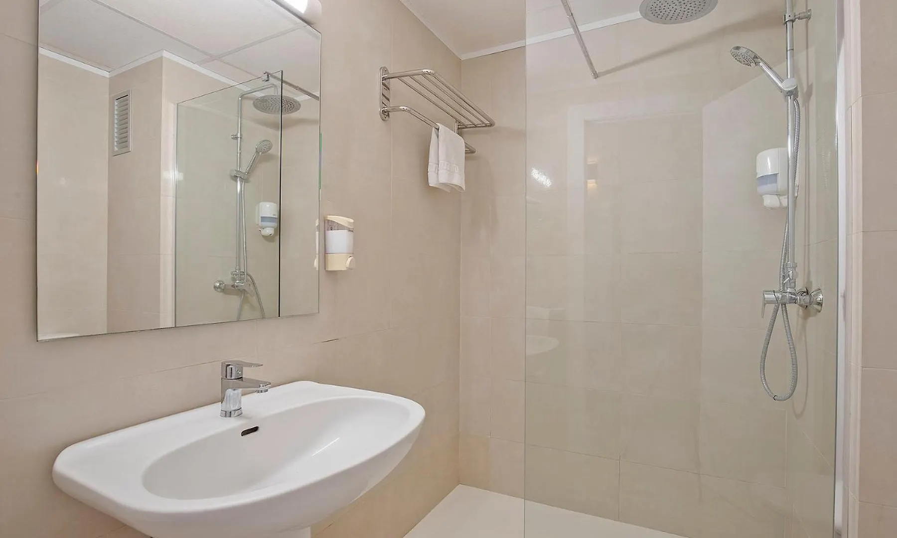 Sunside Ibiza Studios - Only Adults- Formerly Known As Central Park San Antonio  0*, San Antonio (Ibiza) Spain