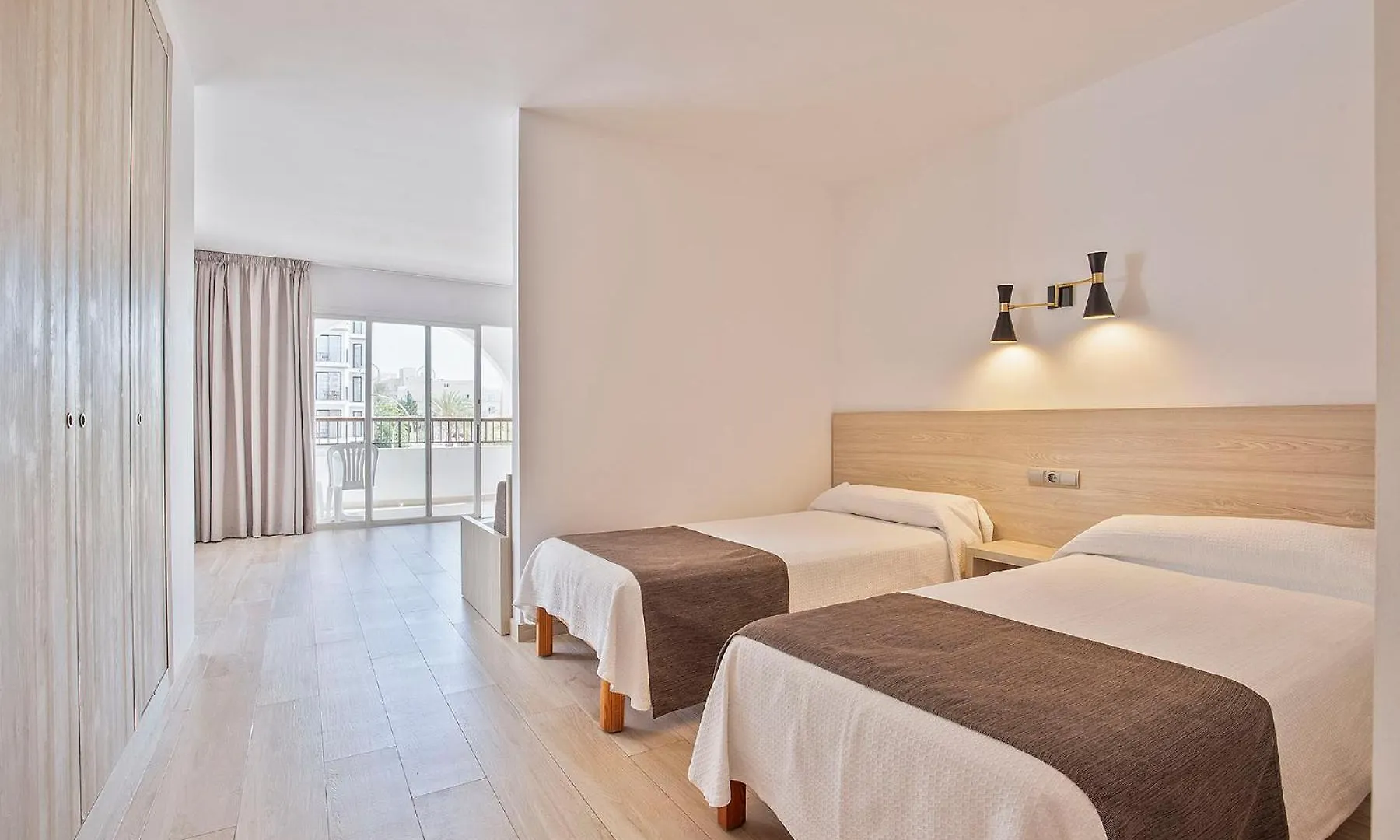 Sunside Ibiza Studios - Only Adults- Formerly Known As Central Park San Antonio  Apartment