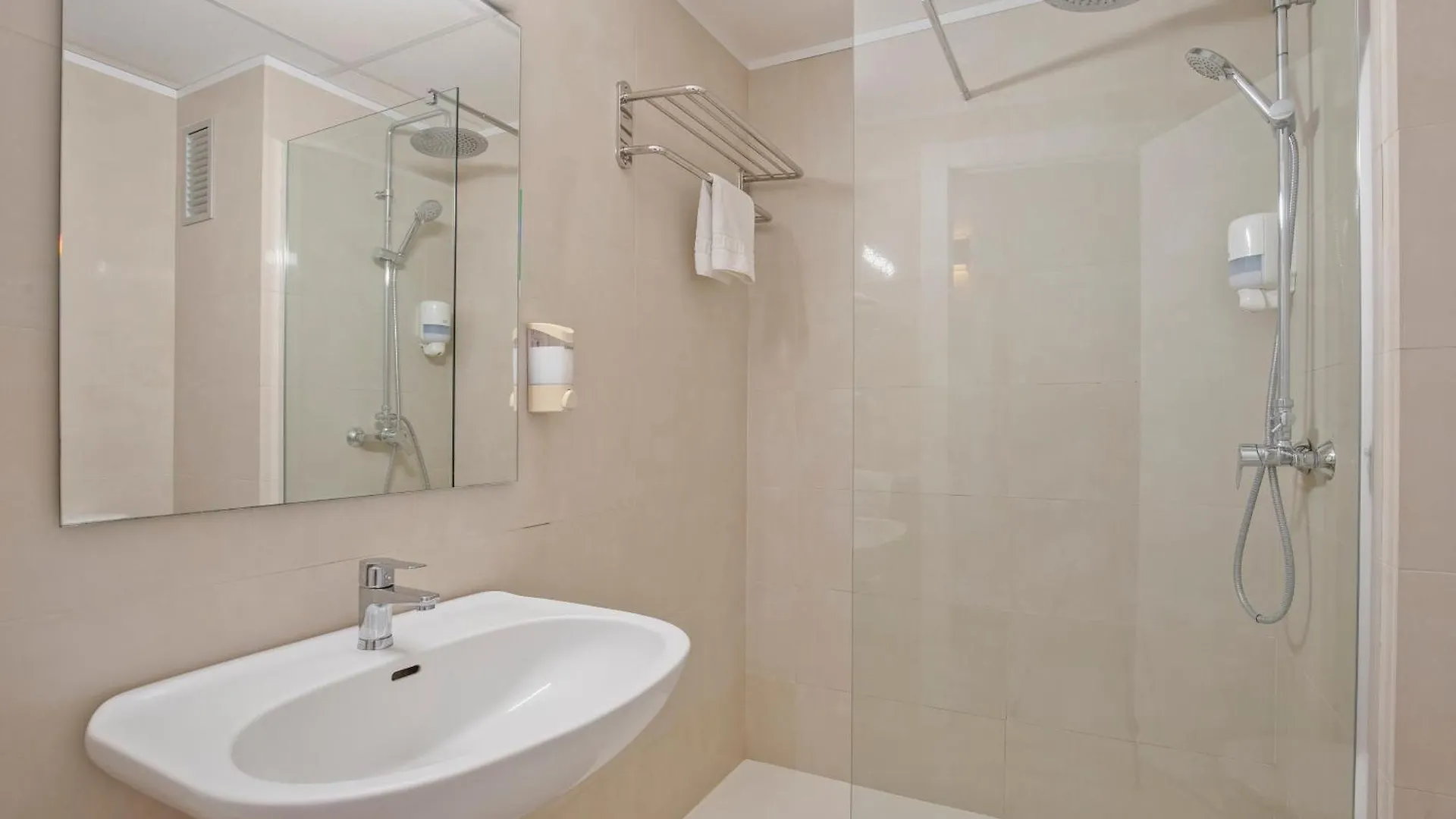 Sunside Ibiza Studios - Only Adults- Formerly Known As Central Park San Antonio  Apartment