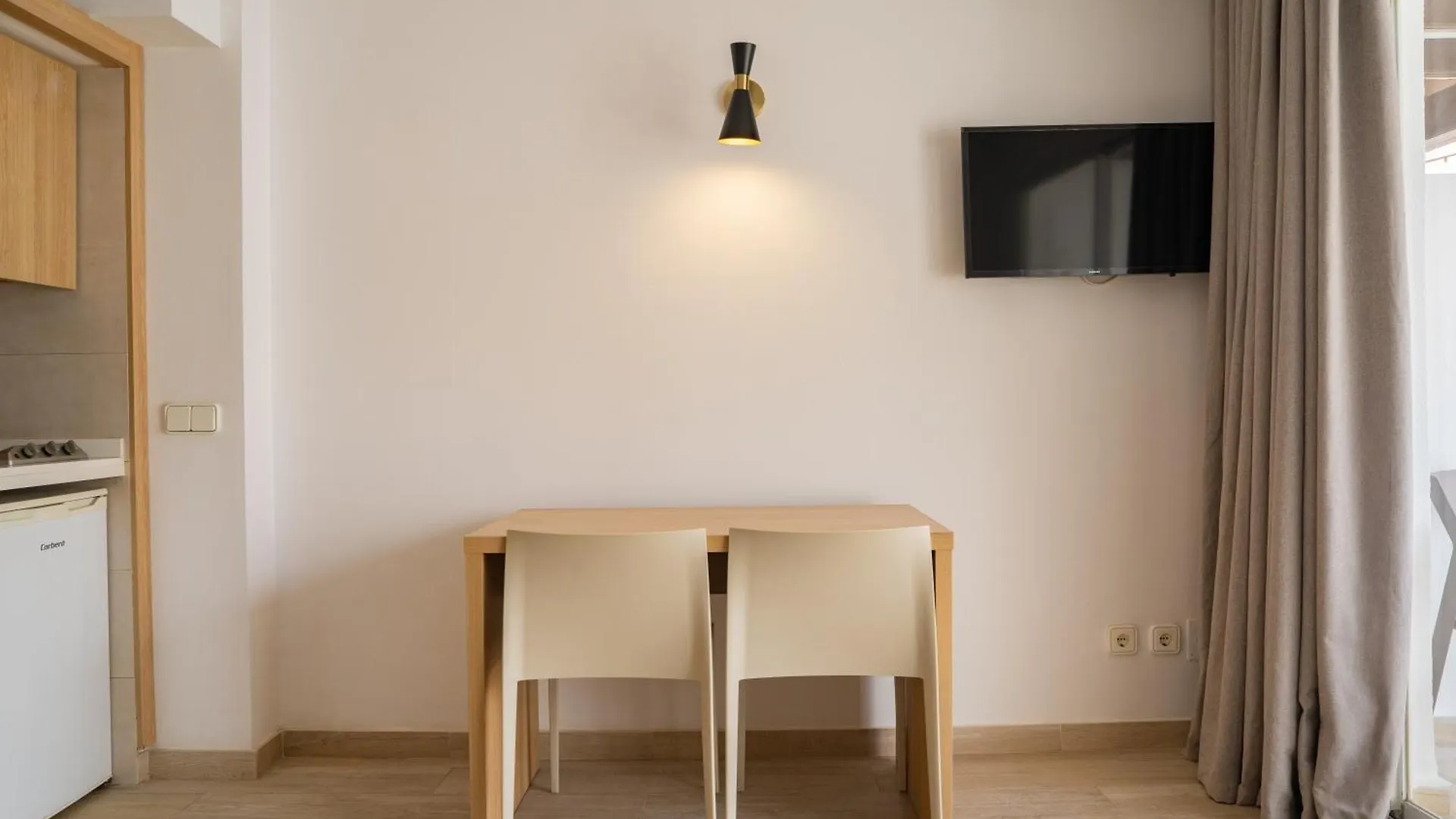 Sunside Central Park Apartamentos - Only Adults San Antonio Abad