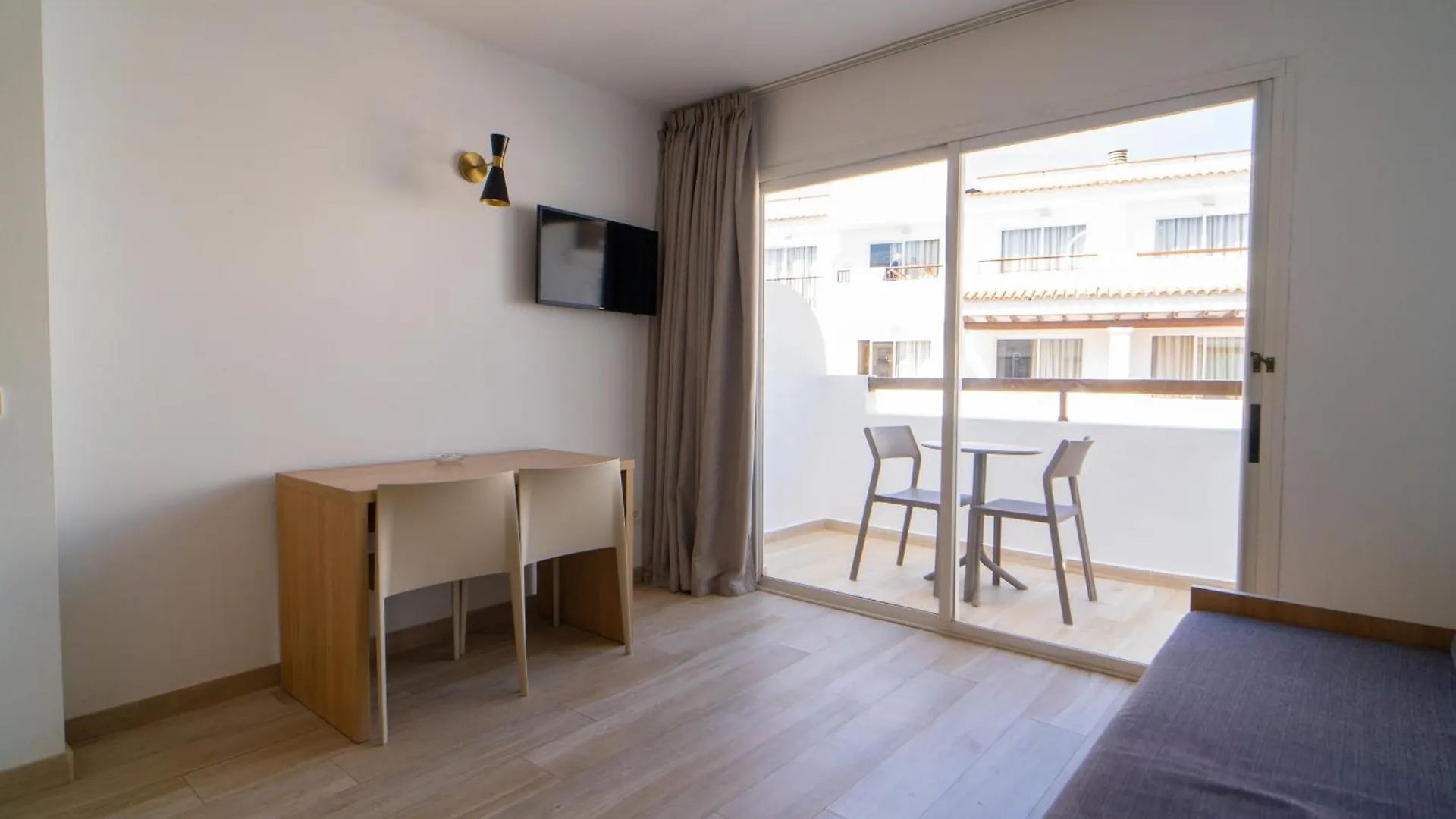 Sunside Central Park Apartamentos - Only Adults San Antonio Abad