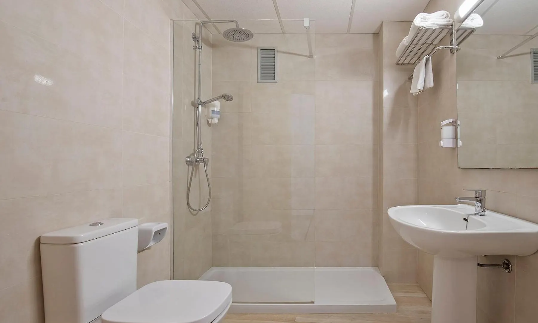 Sunside Ibiza Studios - Only Adults- Formerly Known As Central Park San Antonio  Spain