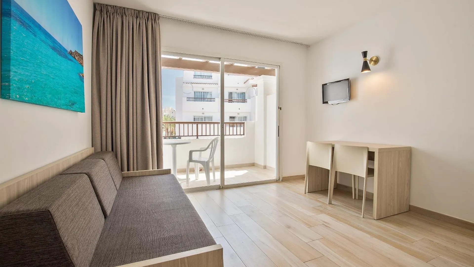 Sunside Ibiza Studios - Only Adults- Formerly Known As Central Park San Antonio  0*, San Antonio (Ibiza)